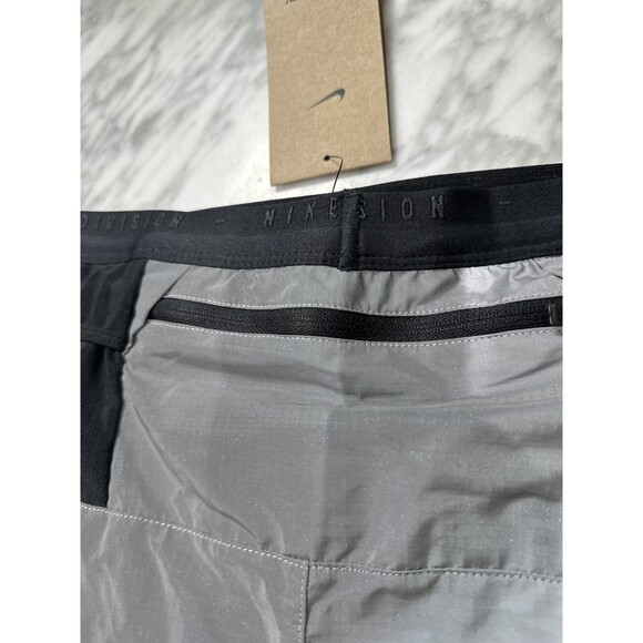 Nike Dri-Fit ADV Run Division 4" Shorts Reflective Silver FZ1123-035 Men's XXL - Picture 12 of 16